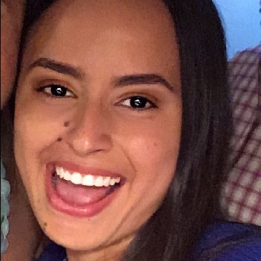 Meet your Posher, Carolina